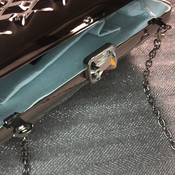 CHARMING CHARLIE RSVP Quilted Metal Evening Clutch - Picture 12 of 12